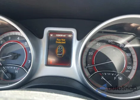 2015 Dodge Journey Sxt z USA, uszkodzony, nr VIN 3C4PDCBB8FT692264